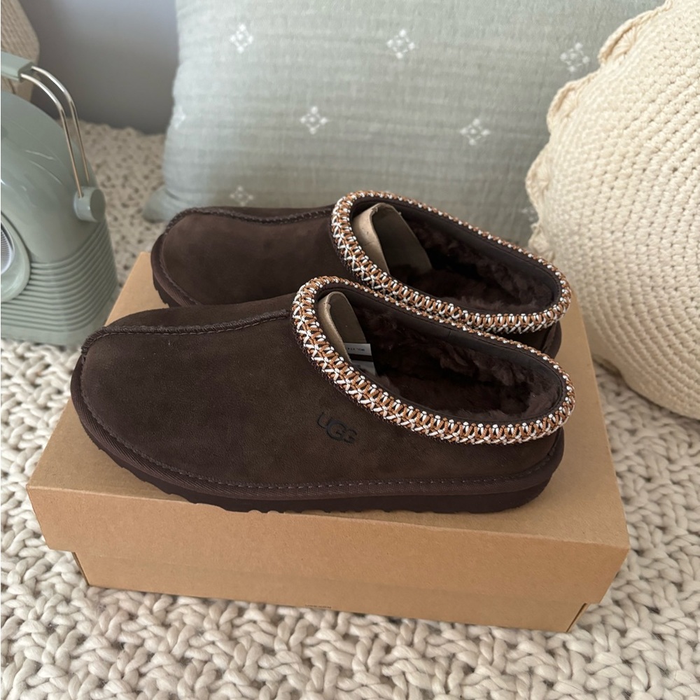 UGG Tasmans